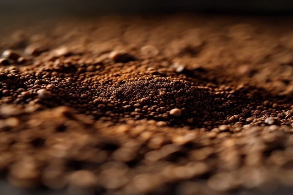 Café molido muy fino para espresso, con textura de polvo